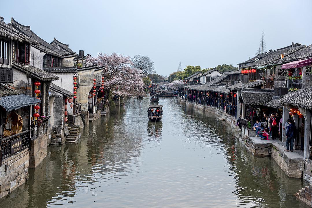 暖心!汝州“爱心面馆”为社区老人免费供餐